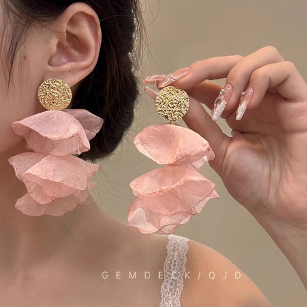 Retro Chiffon Petal Fringed Earrings - Image 2