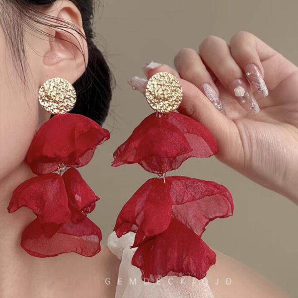 Retro Chiffon Petal Fringed Earrings - Image 3