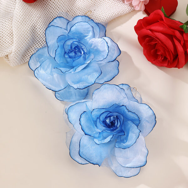 Gradient Stereo Net Yarn Flowers Female Earrings - Image 4