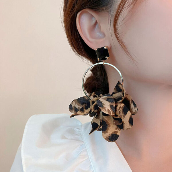 Exaggerated Fabric Leopard Print Earrings Circle Female