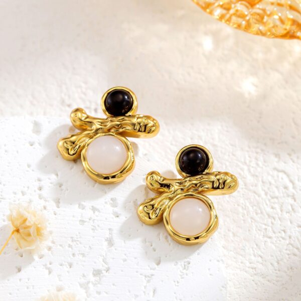 Fashion Retro Court Irregular Texture Tree Branch Ear Studs - Image 2