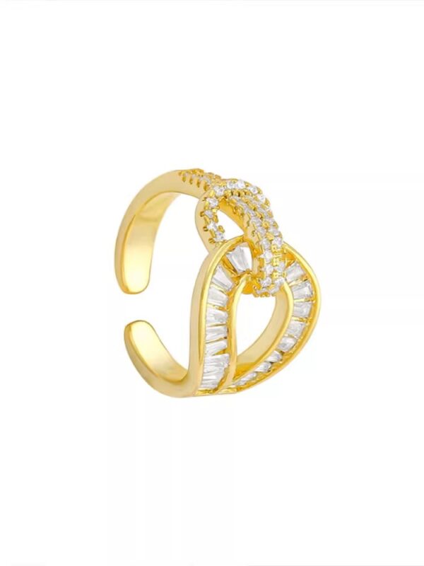 Fashion Micro-inlaid Zircon Ring Women - Image 4