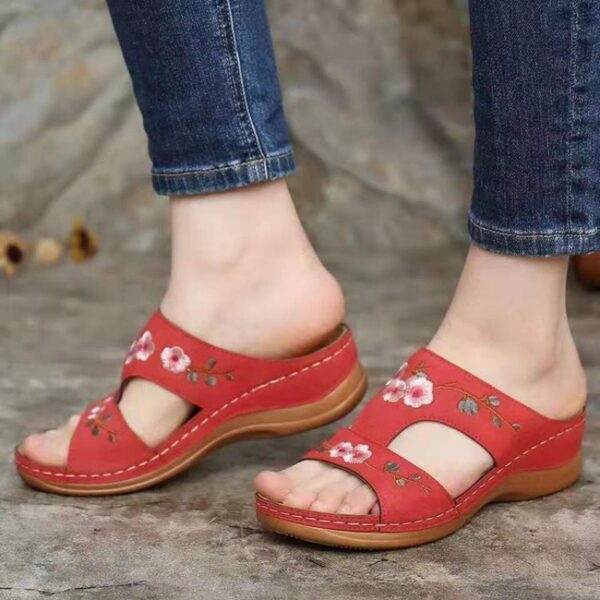 Flower Embroidered Sandals Wedge Heel Plus Size Women's Slippers - Image 3