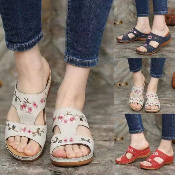 Flower Embroidered Sandals Wedge Heel Plus Size Women's Slippers